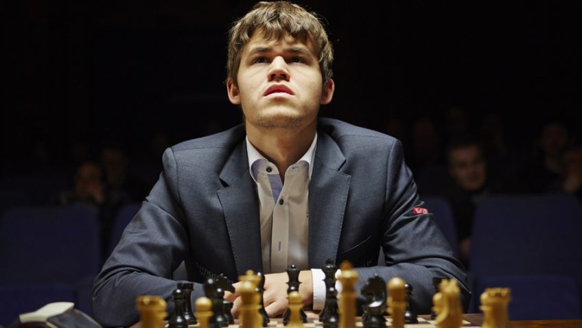 Magnus Carlsen vs Garry Kasparov (2004)