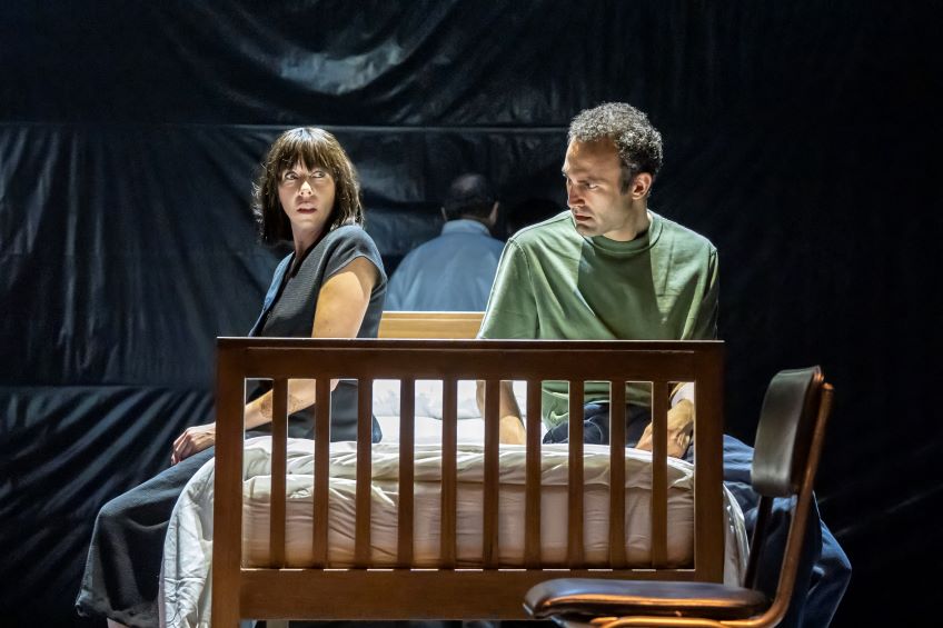 Robert Tanitch reviews Mnemonic conceived by Simon McBurney at National Theatre/Olivier Theatre